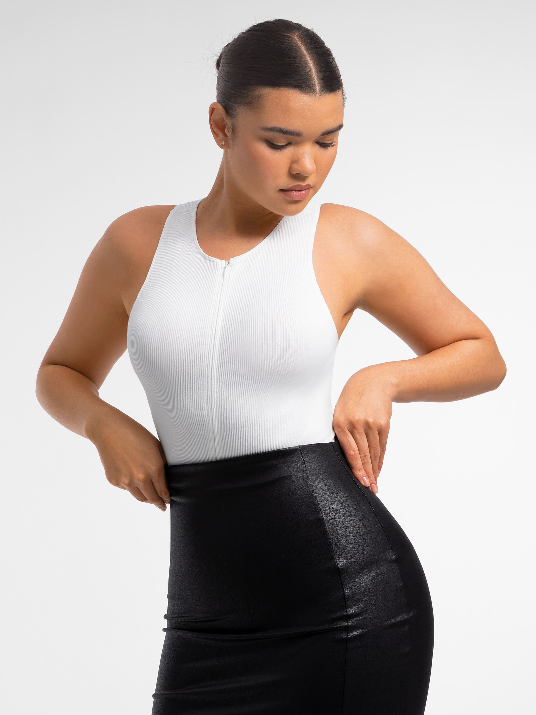 Feelingirl Tummy-Shaping Seamless Zipper Bodysuit