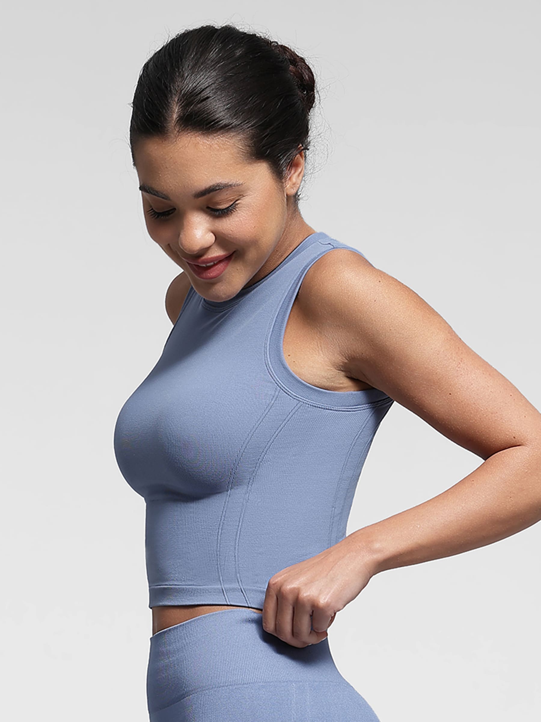 Feelingirl Seamless Sports Top with Built-in Bra